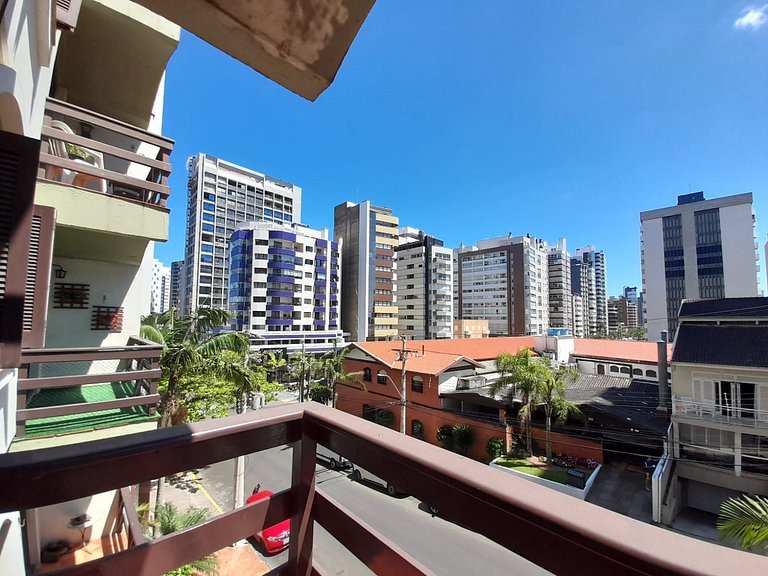 Apartamento 2 dormitórios com sacada, Centro, Torres/RS