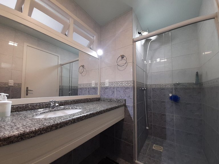 Apartamento 2 dormitórios com sacada, Centro, Torres/RS