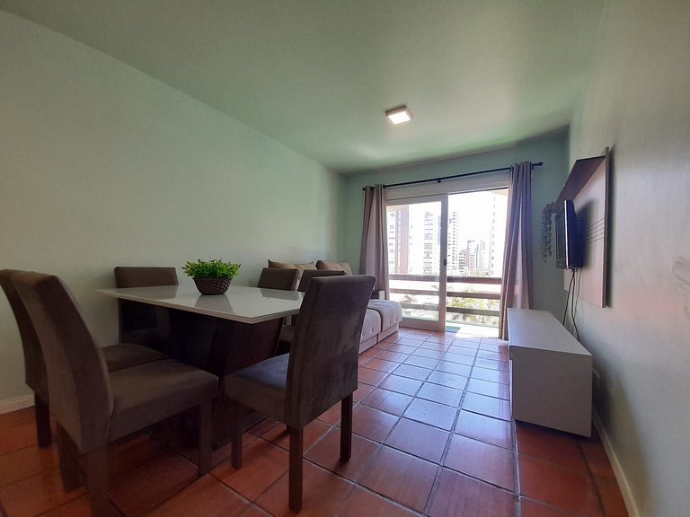 Apartamento 2 dormitórios com sacada, Centro, Torres/RS