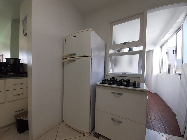Apartamento 2 dormitórios com sacada, Centro, Torres/RS