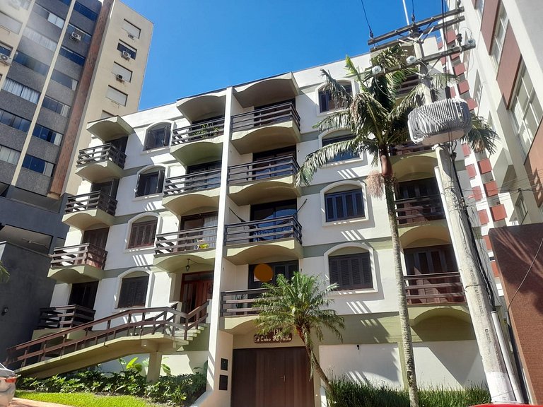 Apartamento 2 dormitórios com sacada, Centro, Torres/RS